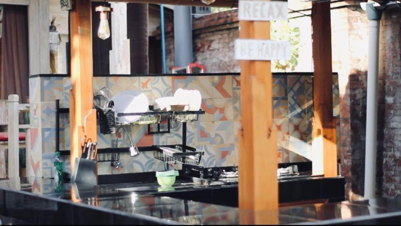 Wisnu Lumbung Uluwatu Apartment Exterior photo